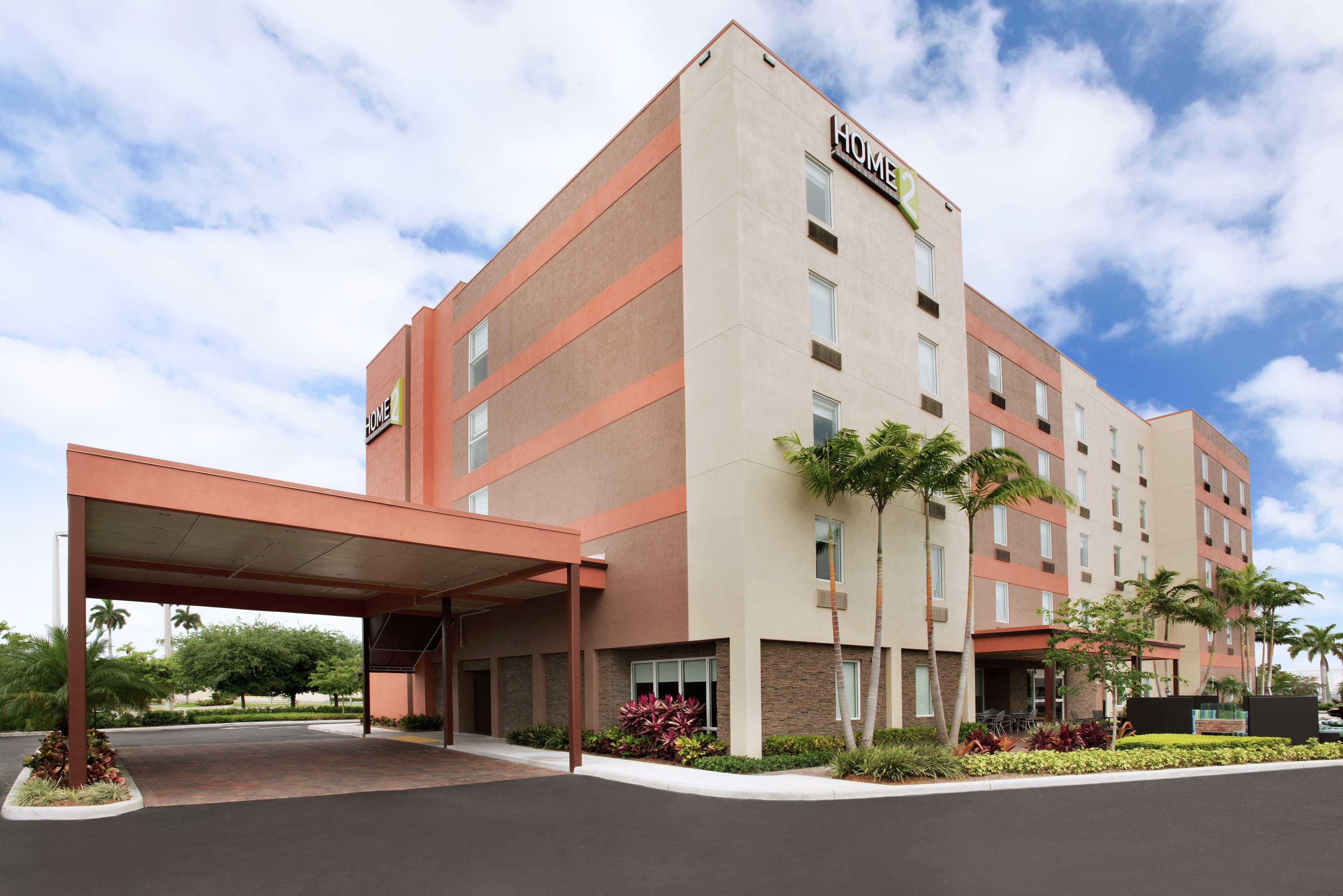 Home2 Suites By Hilton Florida City Exterior photo
