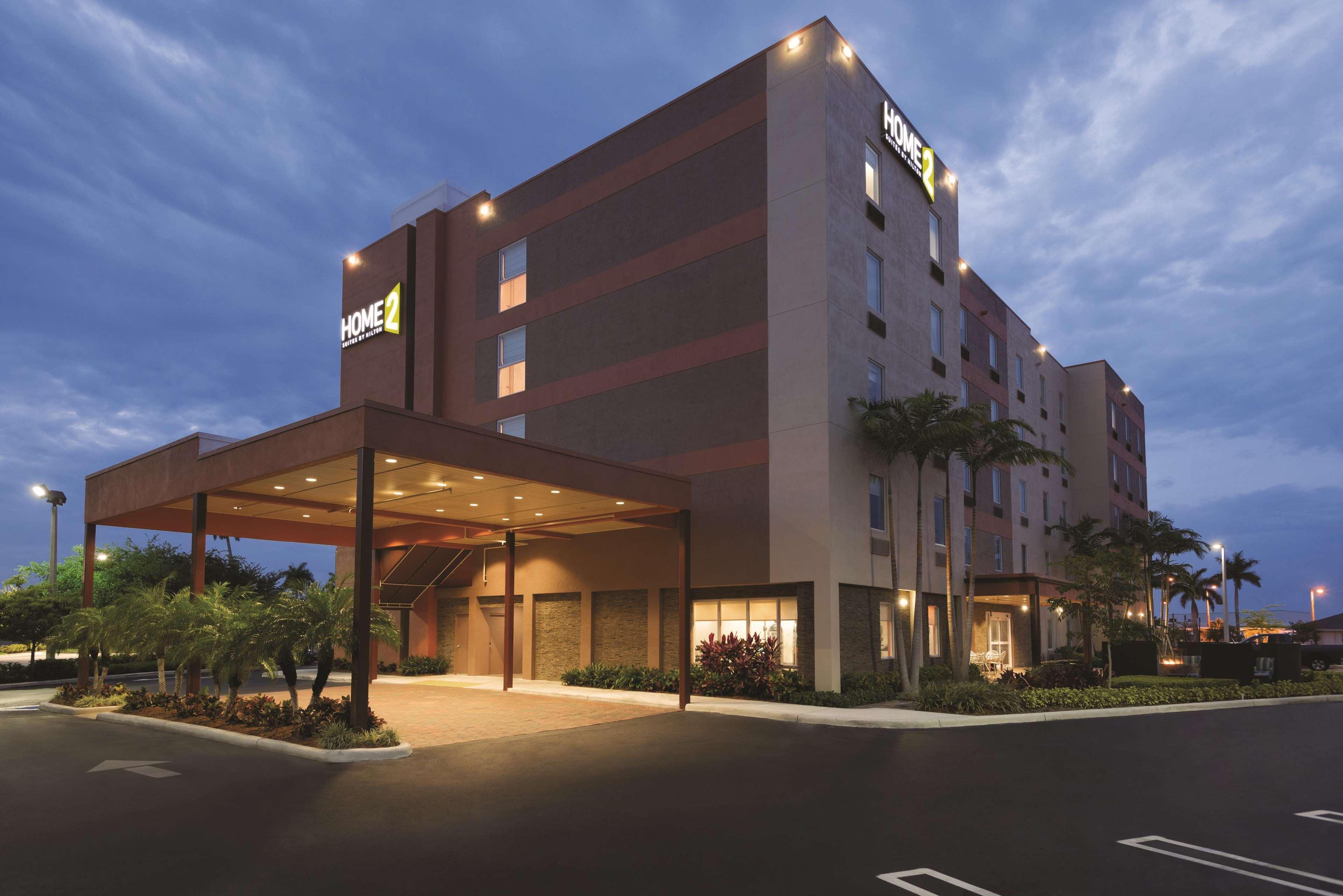Home2 Suites By Hilton Florida City Exterior photo